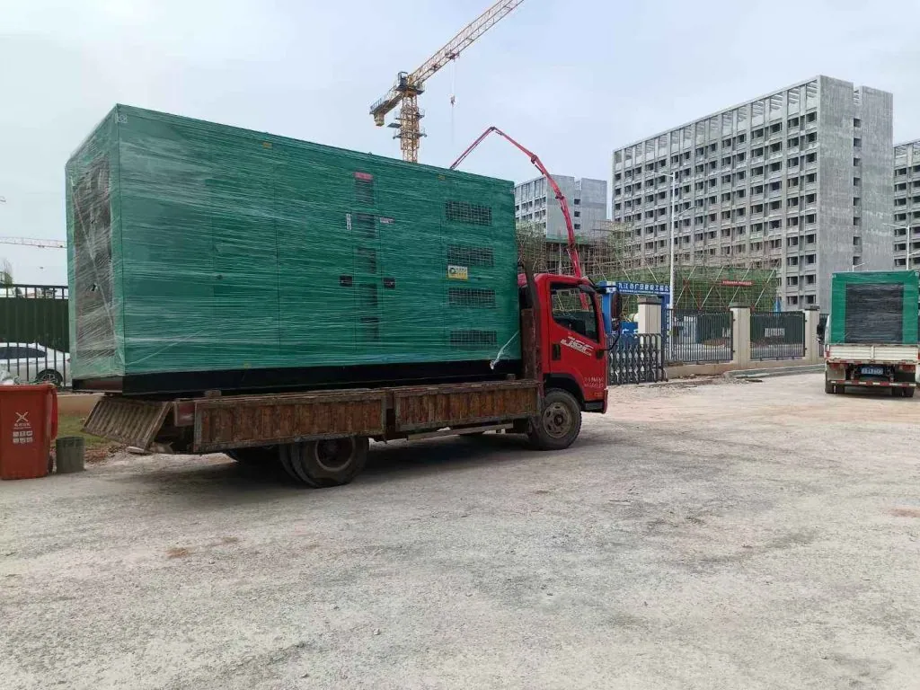 2000KW Yuchai Genset Include Standby Diesel Generator Portable Diesel Generator Industrial Electrical Starting System