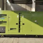 900KW Yuchai Genset Include Standby Diesel Generator Portable Diesel Generator Industrial Diesel Generator