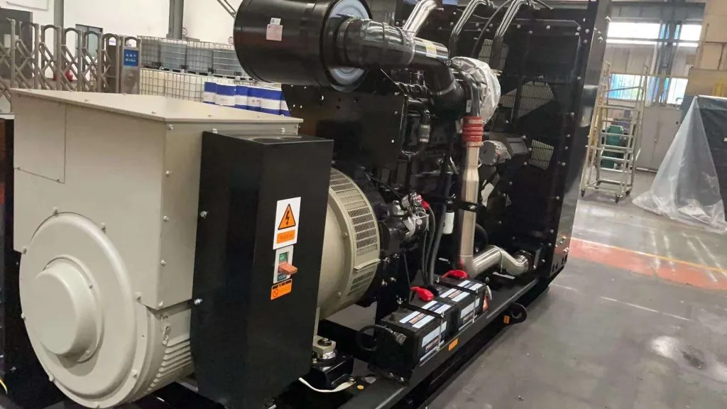 Cummins Engine 6BTA5.9-G2 100kw to 400kw Diesel Generators with ATS 125kva to 500kva Power GenSet 230v & 240v Rated